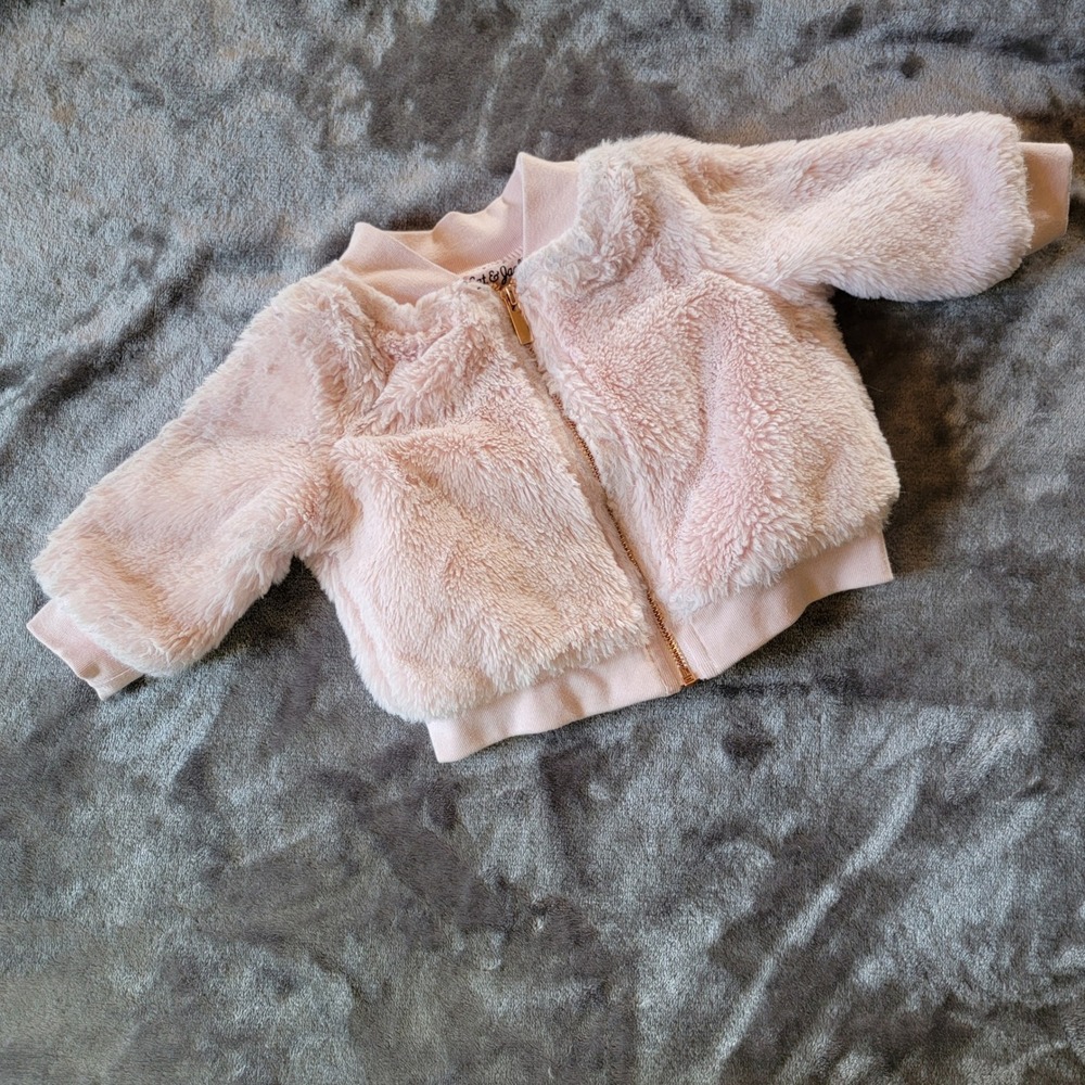 Cat & Jack Faux Fur Bomber Jacket Girl 3-6M Pink Excellent Fuzzy Zip Up Coat 910